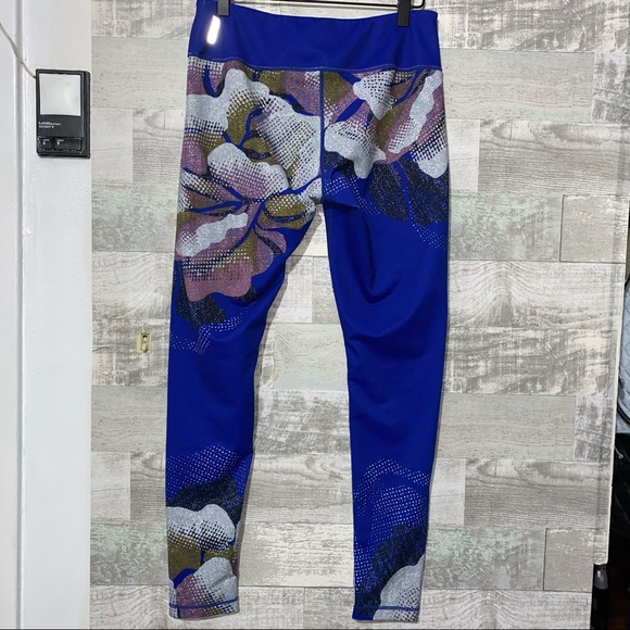 Zella blue floral LIVE IN Leggings pants medium - Picture 2 of 8